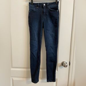 Dark Wash Zipper Fly Jeans